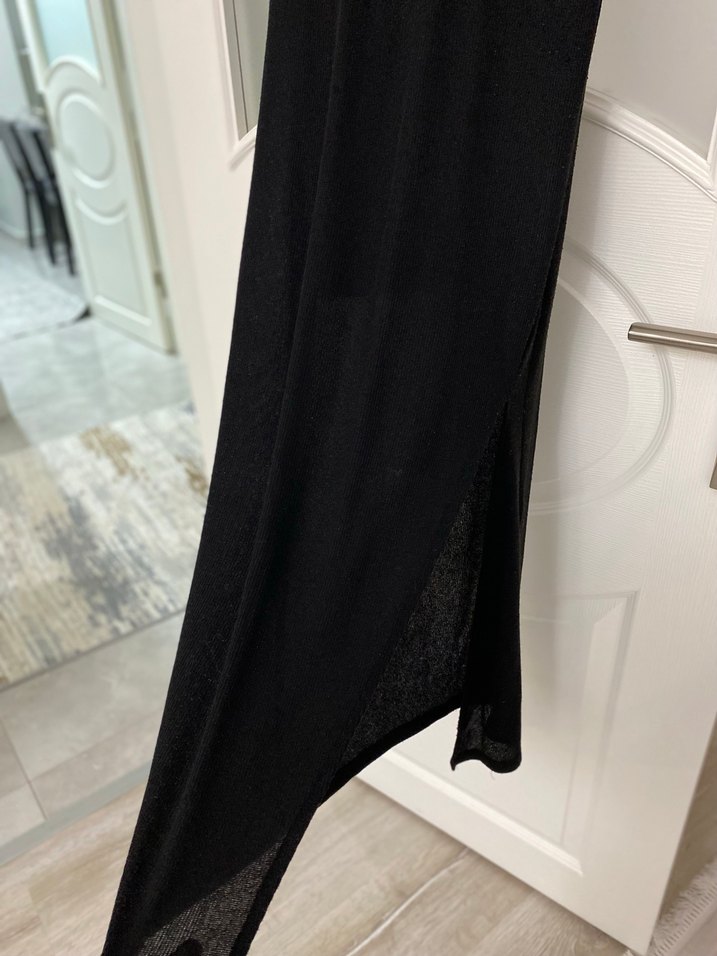 Siyah Uzun Kollu İnce Kesim Elbise - Görsel 2