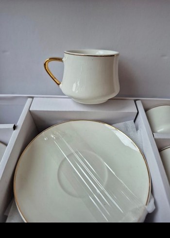 Altın Saplı Beyaz Fincan Takımı 6kişilik - Görsel 2