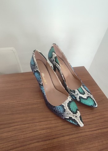 Kadın Çok Renkli Yılan Desenli Stiletto