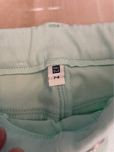 Uniqlo Pantolon