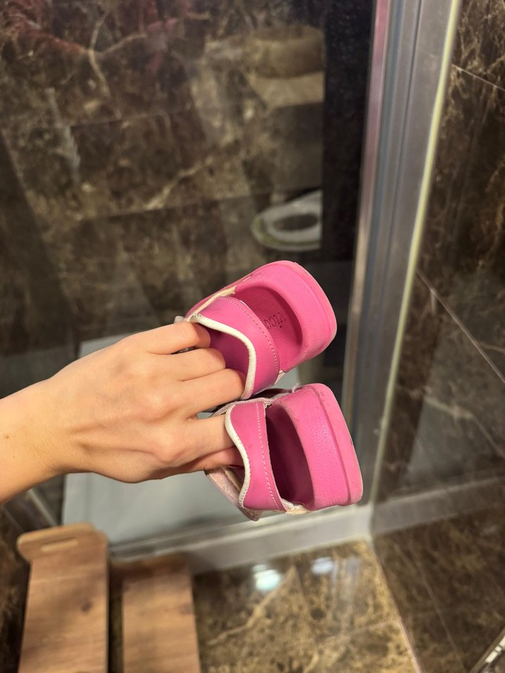 Kız Çocuk Pembe sandalet - Görsel 4