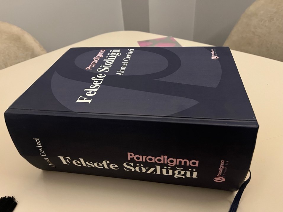 Paradigma Felsefe Sözlüğü - Ahmet Cevizci - Görsel 2