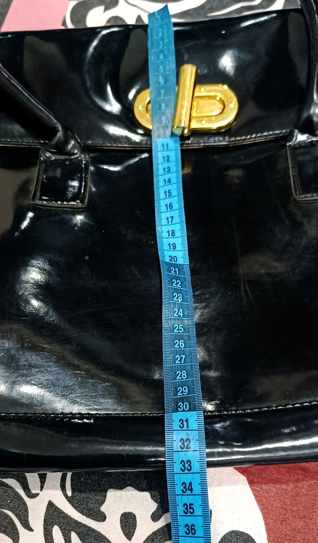 Siyah Çanta - Görsel 5