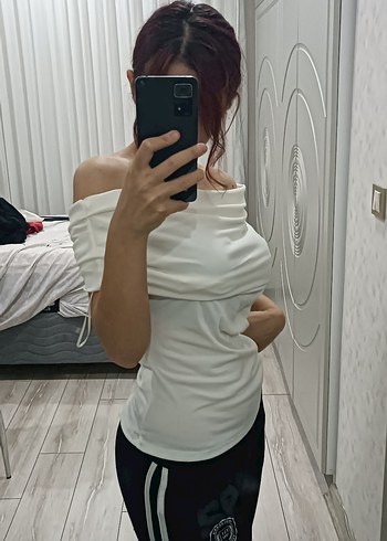 omzu açık drapeli top