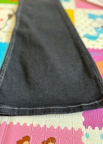 Krem pantalon  ve siyah ispanyol paça pantalon - Görsel 8