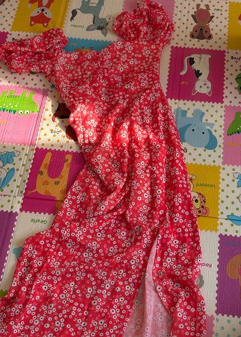 Çiçek Desenli  kırmızı yırtmazlı bakon kol elbıse - Görsel 3