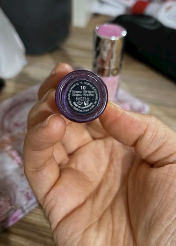 Parlak Kırmızı Dudak Parlatıcısı sephora 10 numara - Görsel 2