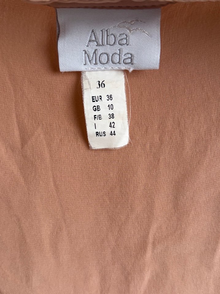 Bej V Yaka Saten Bluz - Görsel 2