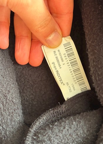 Siyah Baskılı Kısa Kadın Sweatshirt - Görsel 4