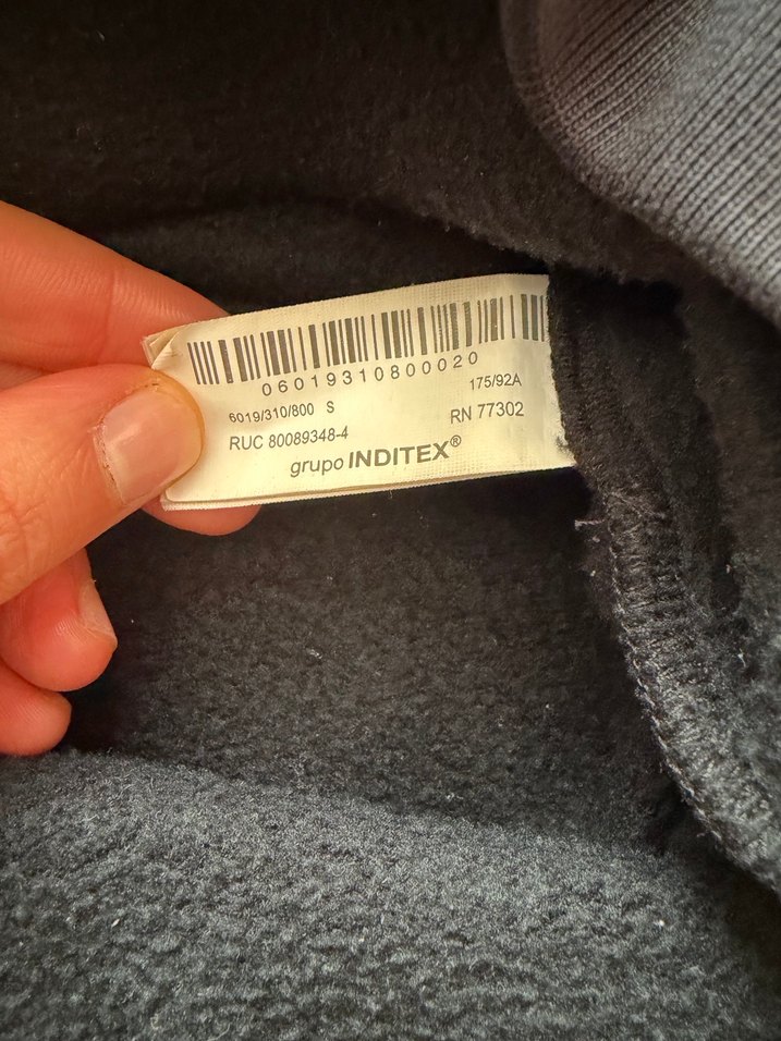 Siyah Baskılı Kısa Kadın Sweatshirt - Görsel 5