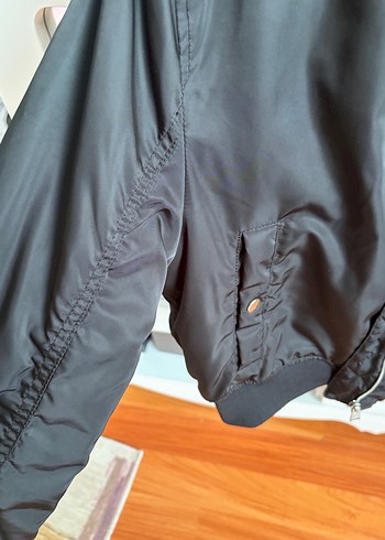 Siyah Fermuarlı Kadın Ceket - Görsel 4