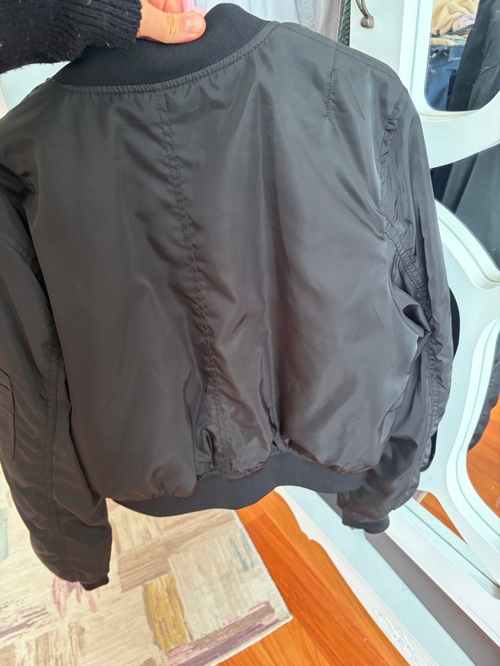 Siyah Fermuarlı Kadın Ceket - Görsel 2