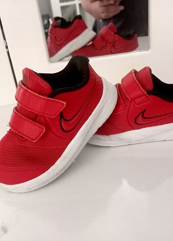 23 Beden kırmızı Renk Nike spor ayakkabı 