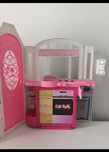 Beden Barbie evi