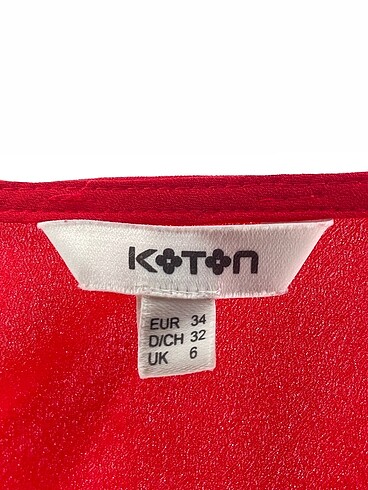 34 Beden kırmızı Renk Koton Bluz %70 İndirimli.