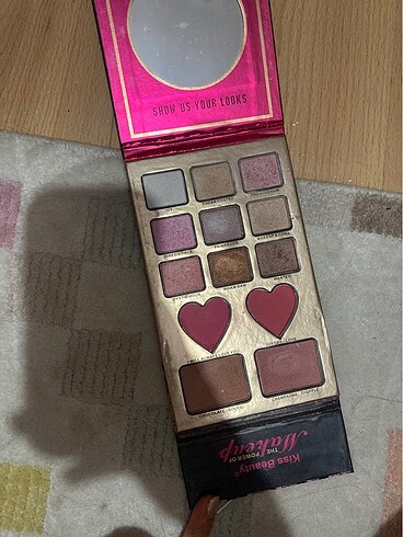 MAC Far paleti