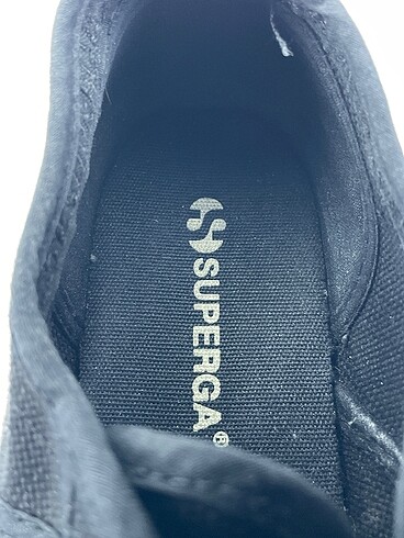 37 Beden siyah Renk Superga Spor Ayakkabı %70 İndirimli.
