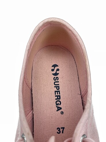 37 Beden pembe Renk Superga Spor Ayakkabı %70 İndirimli.