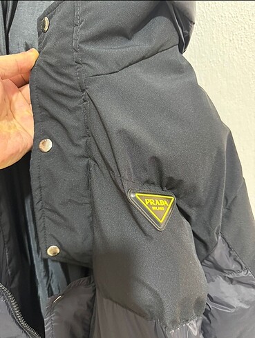 l/xl Beden siyah Renk Prada Şişme Mont
