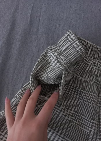 Gri Kadın Pilili Kumaş Pantolon - Görsel 3