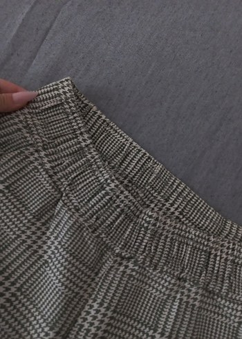 Gri Kadın Pilili Kumaş Pantolon - Görsel 4