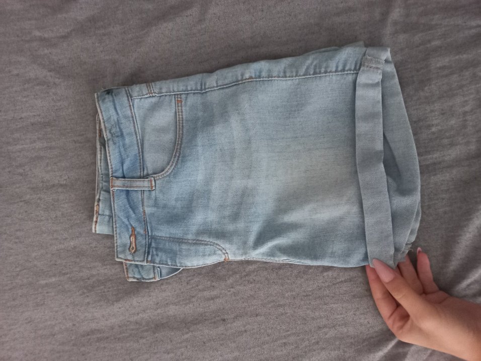 Kadın Gri Mini Denim Şort - Görsel 4