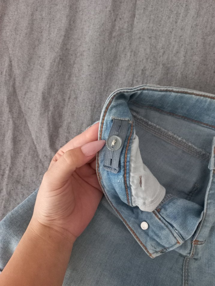 Kadın Gri Mini Denim Şort - Görsel 3