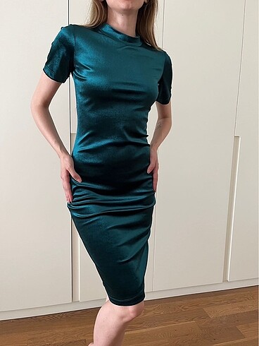 Zara kadife elbise