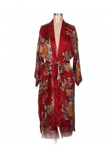 Bershka Kimono %70 İndirimli.