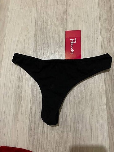 7 Gün Giyildi Siyah Külot