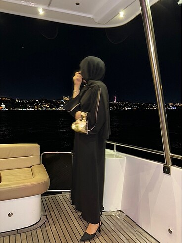 Siyah Abaya ferace