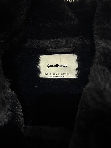 Stradivarius Siyah kaban mont