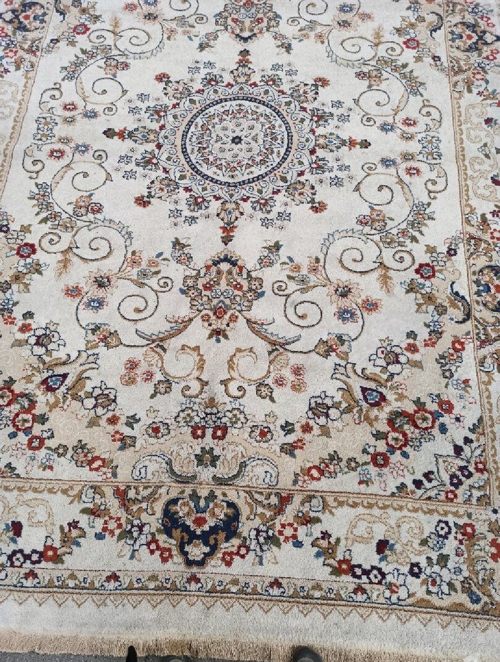 50 yıllık Geleneksel Desenli Halı - Görsel 4