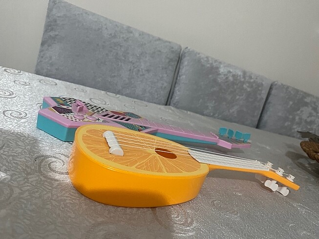  Beden Renk Oyuncak gitar