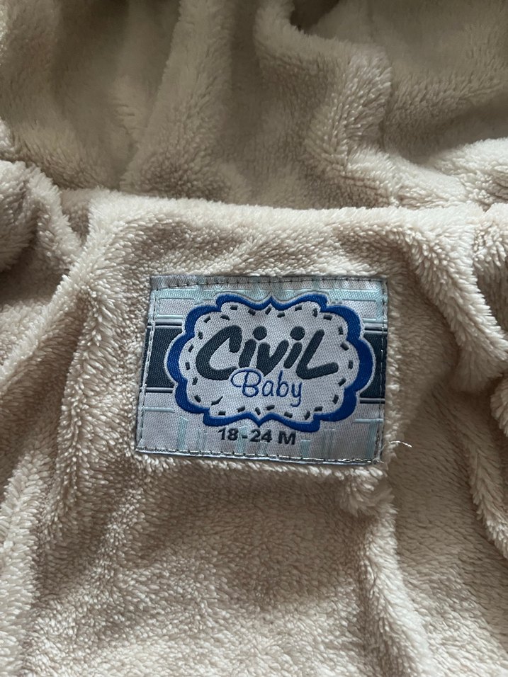 Kapüşonlu Erkek Çocuk  Mont - Görsel 4