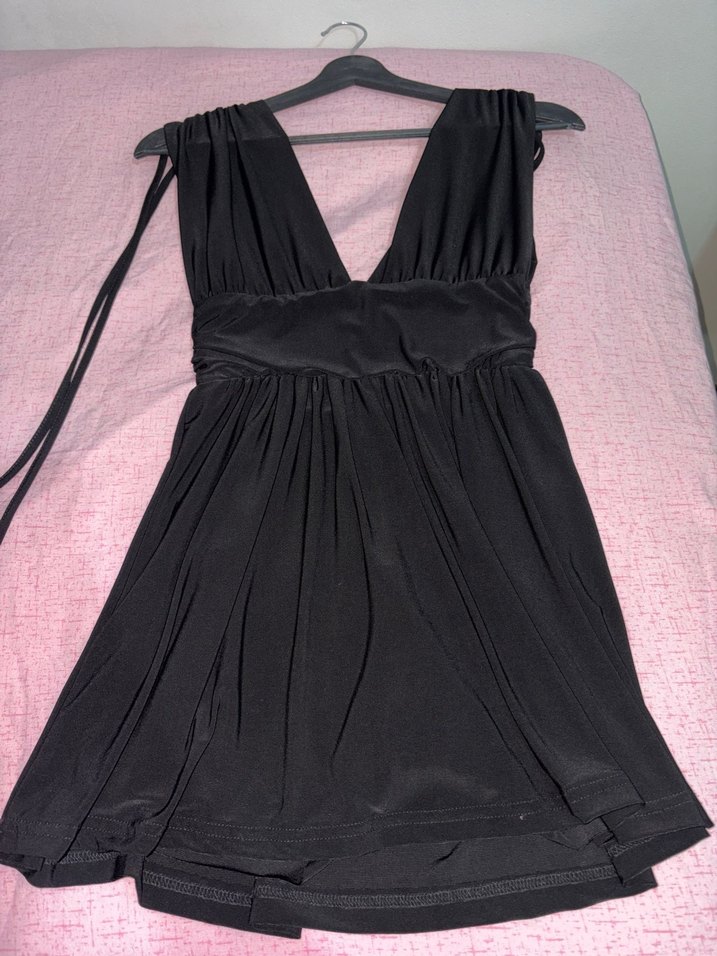 Siyah V Yakalı Mini Elbise - Görsel 3