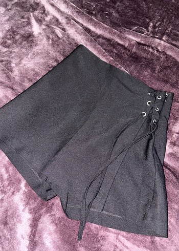 Trendyolmilla Siyah Bağlama Detaylı Mini Etek - Görsel 2