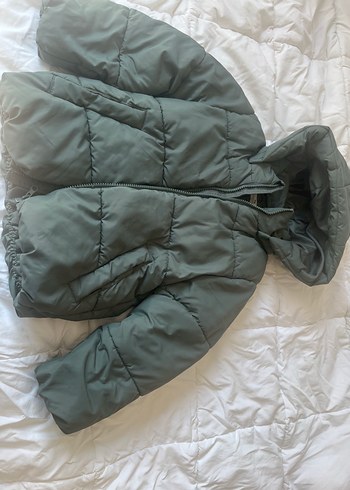 Gri Kapüşonlu şişme mont