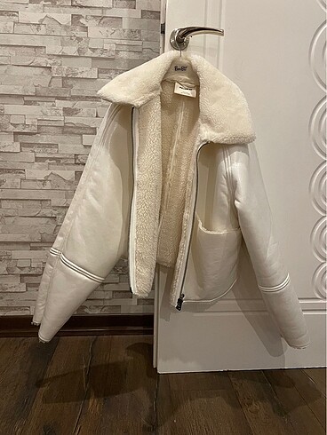Pull&Bear İçi Kürklü Mont