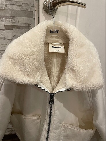 l Beden Pull&Bear İçi Kürklü Mont
