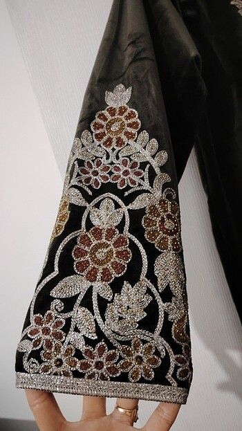 Kadın elbisesi - Görsel 3