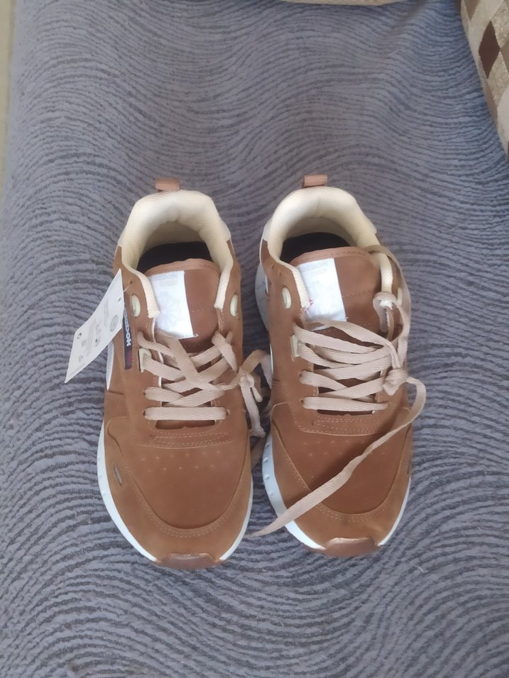 Kahverengi Bağcıklı Spor Ayakkabı - Görsel 2