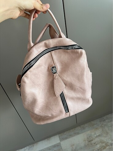 pembe sırt çantası