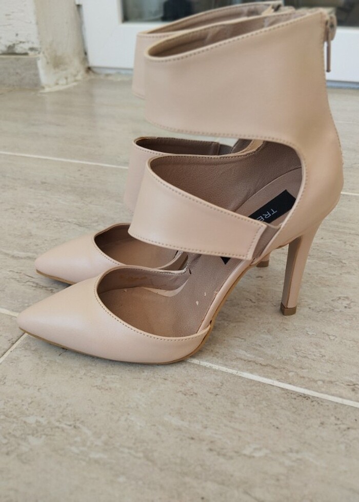 Topuklu ayakkabı - Görsel 2