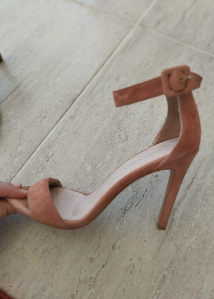 Topuklu ayakkabı - Görsel 4