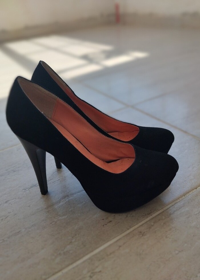 Topuklu ayakkabı - Görsel 3