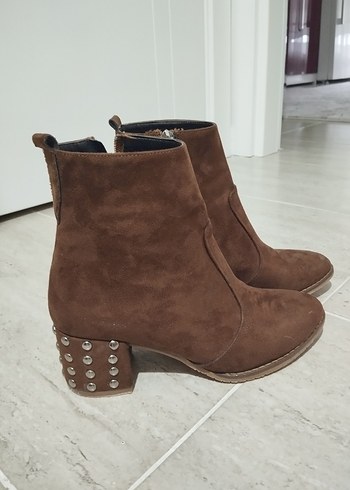 Kahverengi Süet Topuklu Kadın Bot - Görsel 2