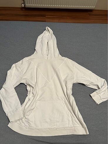 beyaz kapüşonlu sweat
