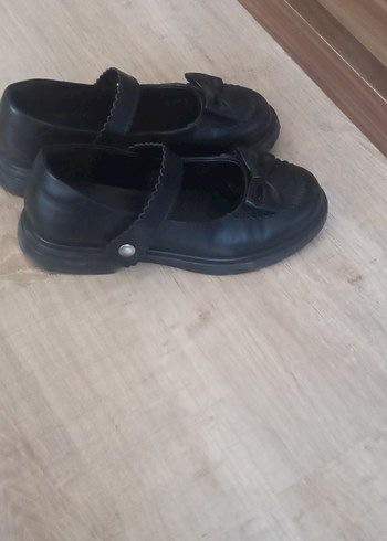 Kız Çocuk Siyah Tokalı Özel Ayakkabı 1 kez özel günde giyildi - Görsel 2