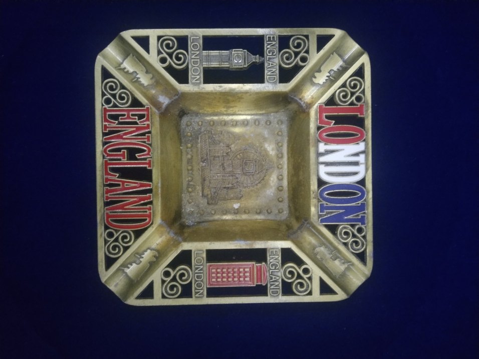 Altın Renkli Londra Temalı Kül Tablası - Görsel 2